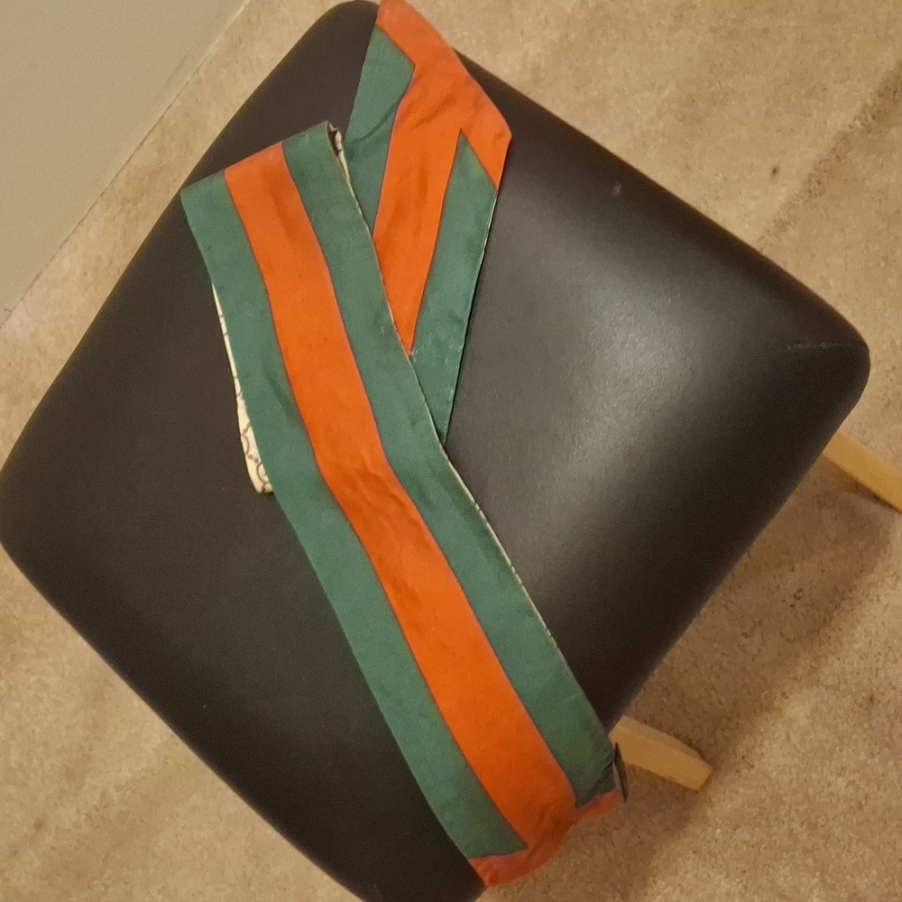 Gucci Silk Scarf with Green and Red Stripes - Picture 4 of 6